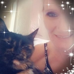 Meet your Posher, Kelli